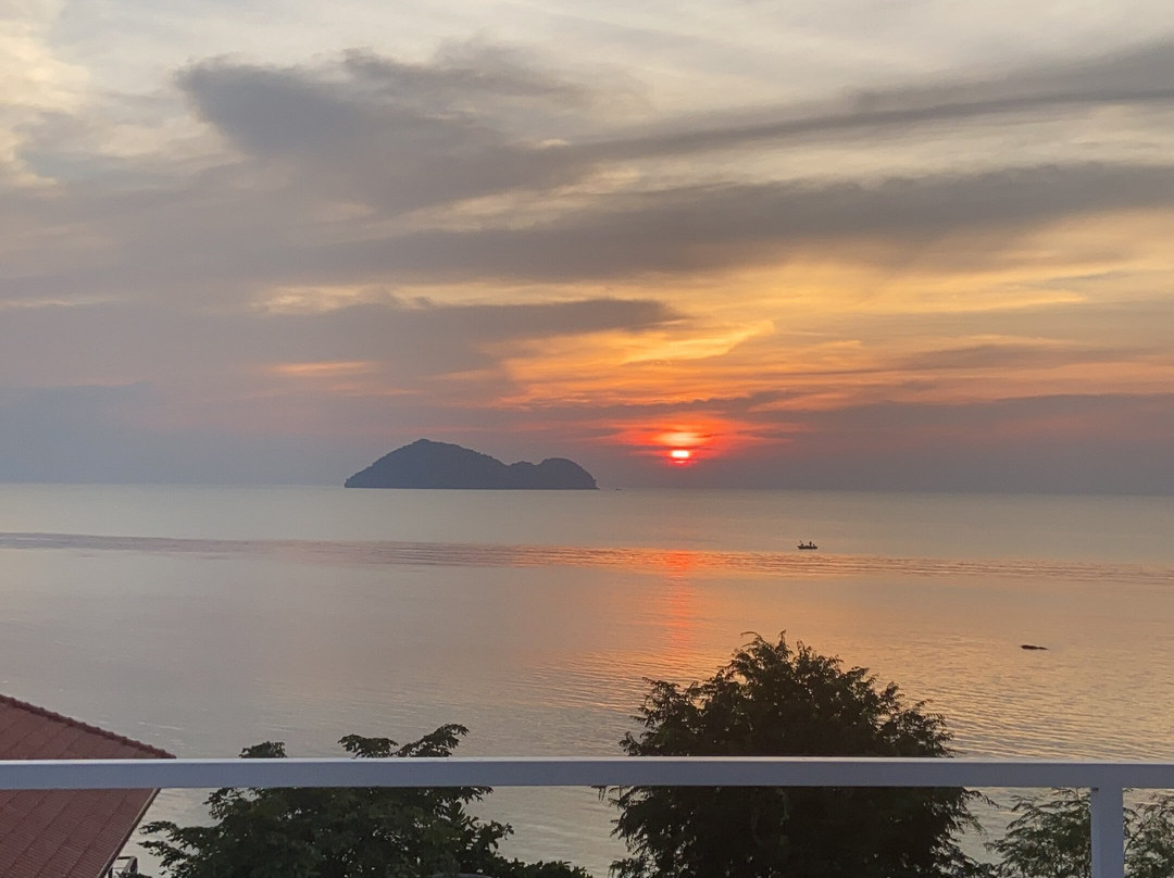 Baan Jai Dee Beach Front Hotel主图