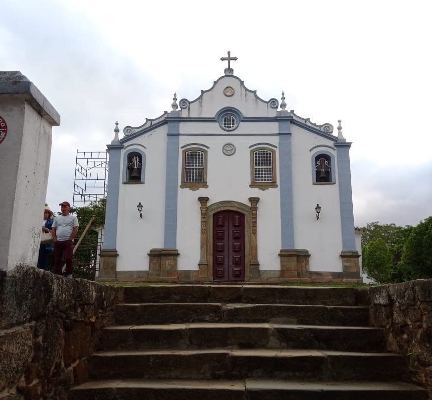 Santissima Trindade Sanctuary-蒂拉登特斯必去景点