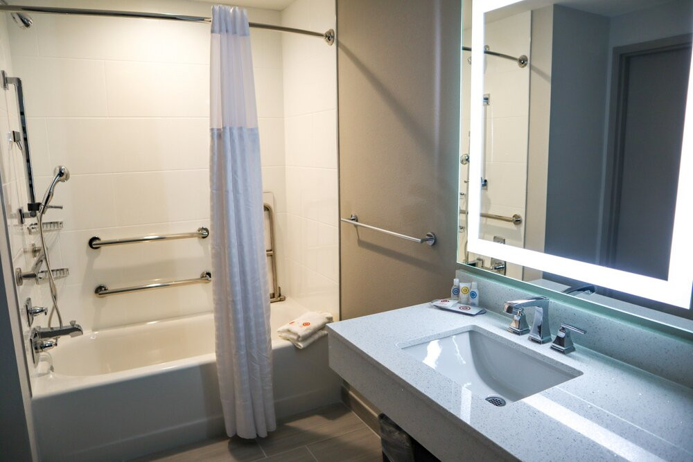 Comfort Suites Gainesville Near University主图