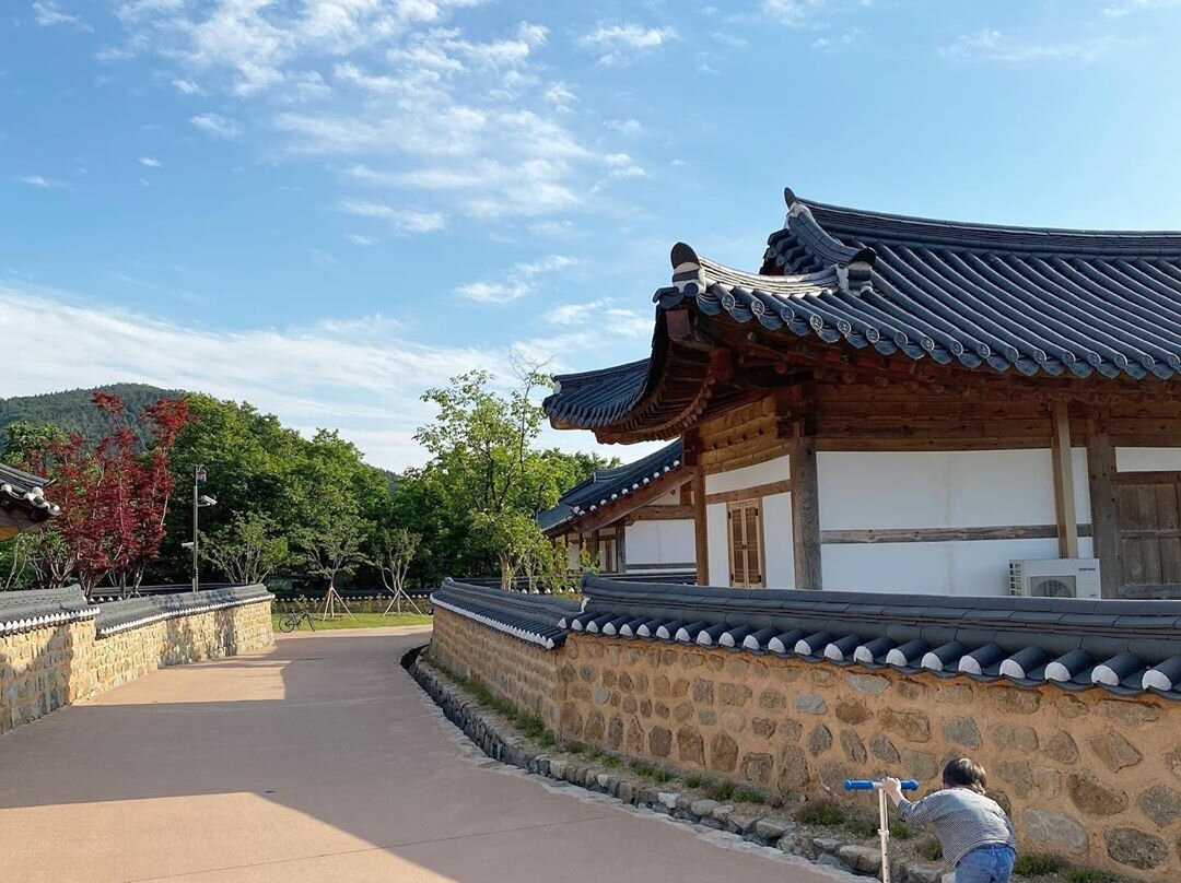 Silla Buddhist Chojeonji景点图片