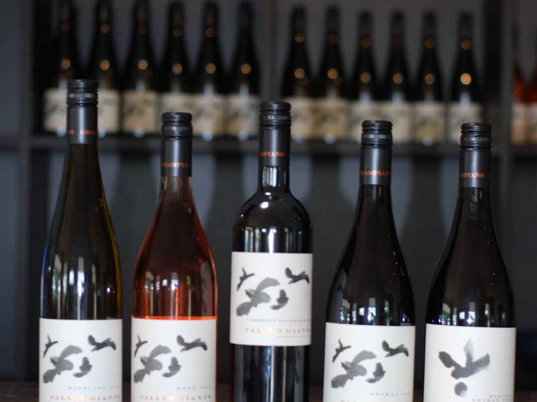 Fallen Giants-贺思盖必去景点