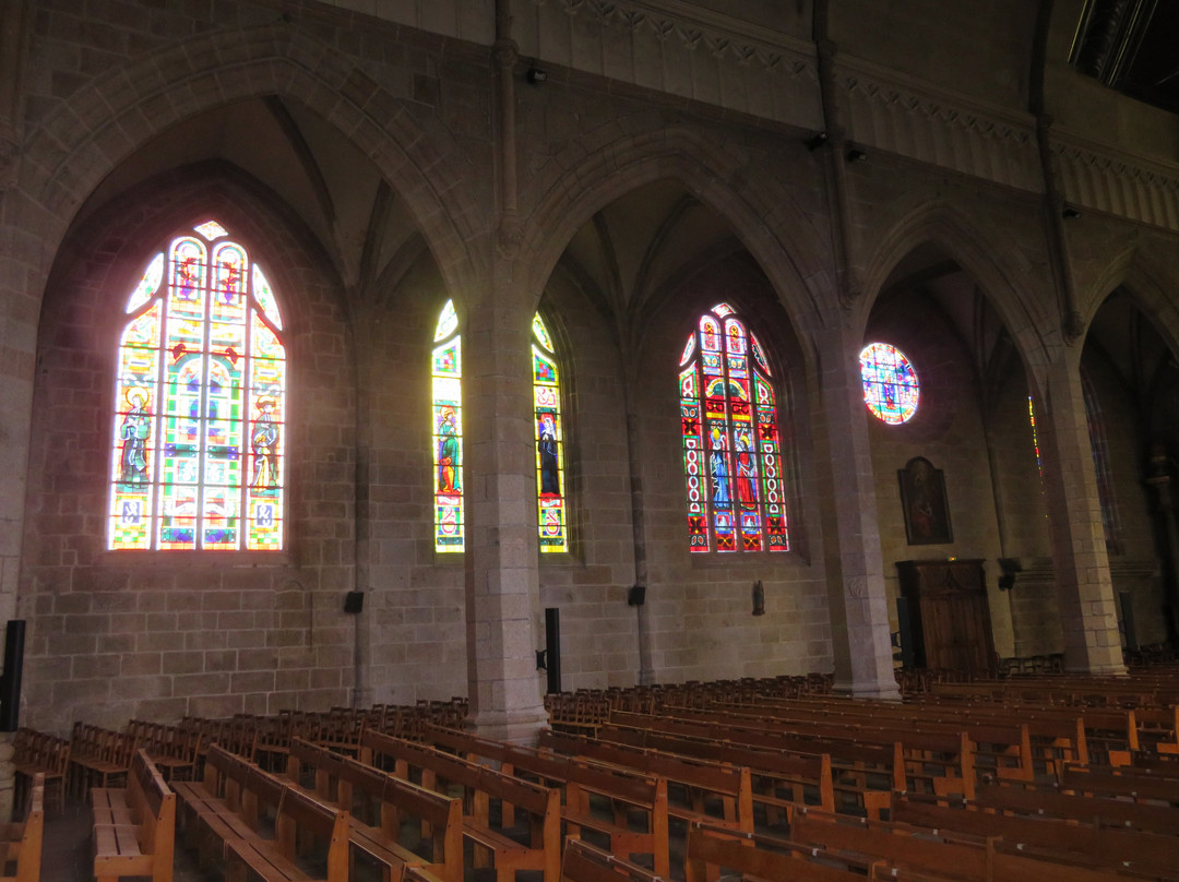 Eglise Saint Leonard景点图片
