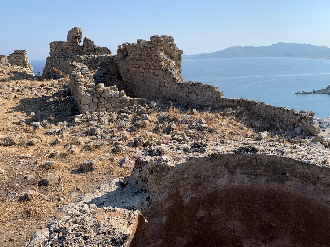 Feraklos Castle景点图片