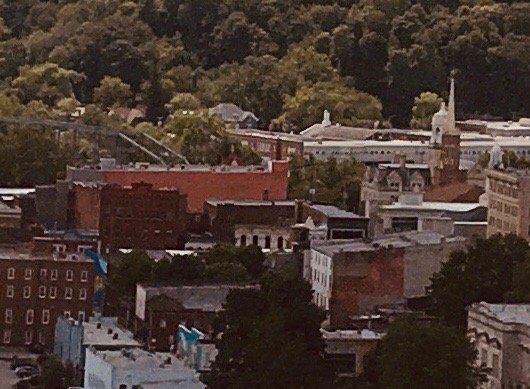 Leslie Morris Park on Fort Hill-法兰克福必去景点