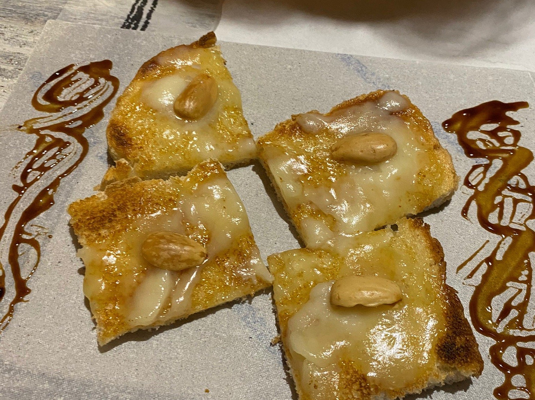 La Parada Bar de Tapas-Alcala de Guadaira必去景点