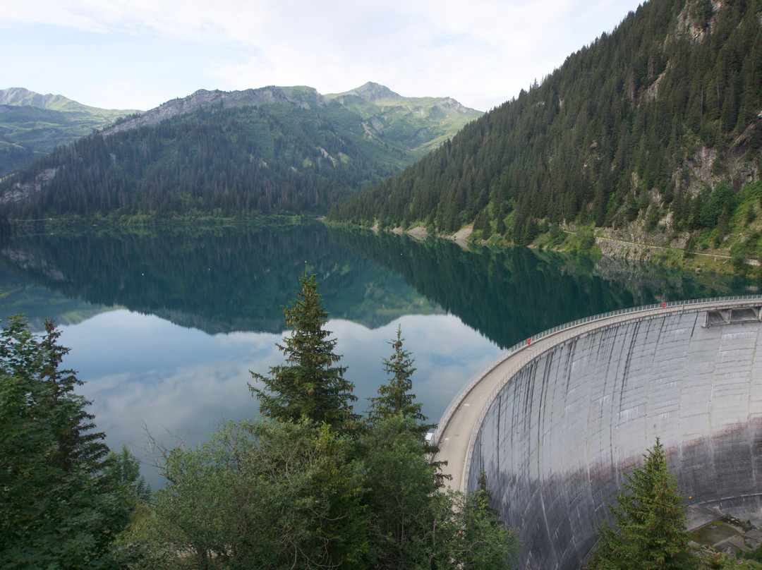 Barrage de Saint-Guerin-Areches必去景点