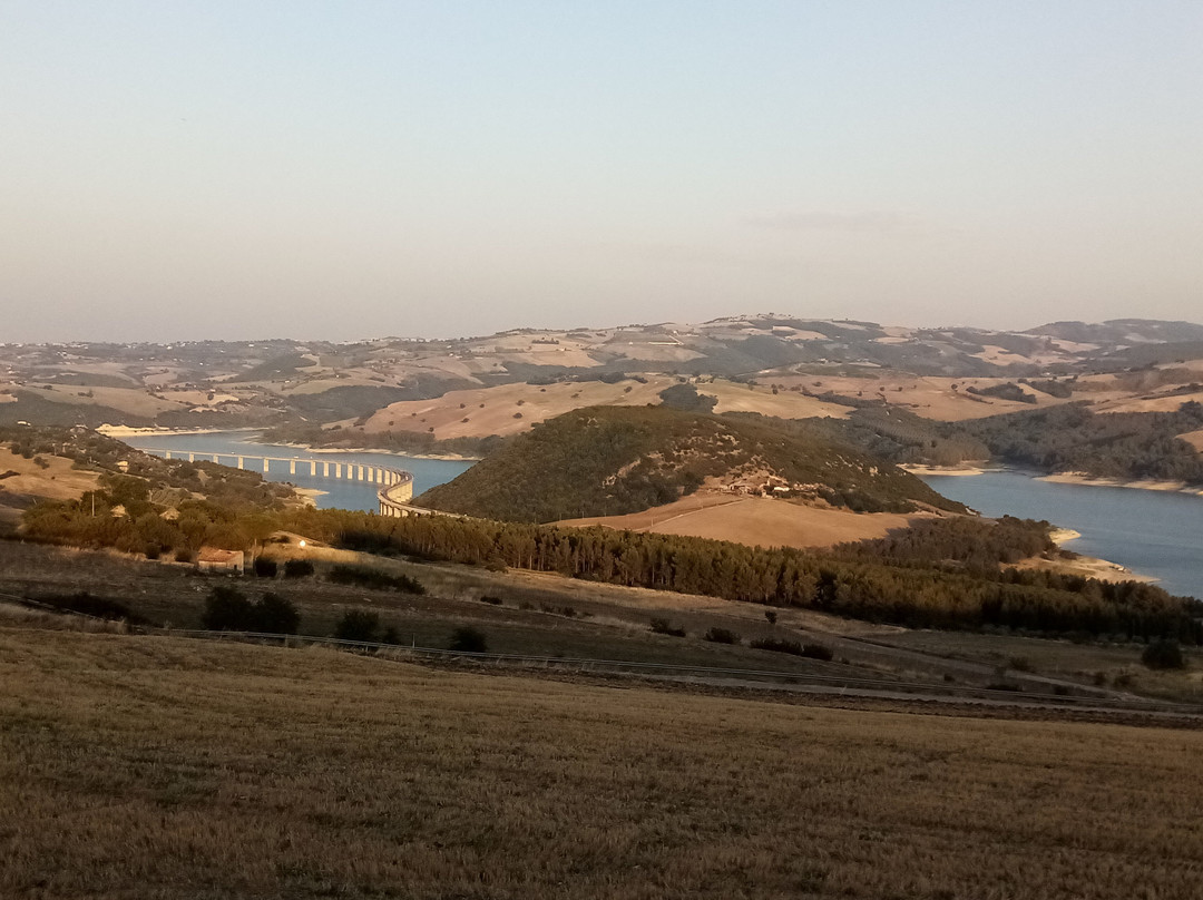 Lago di Guardialfiera景点图片