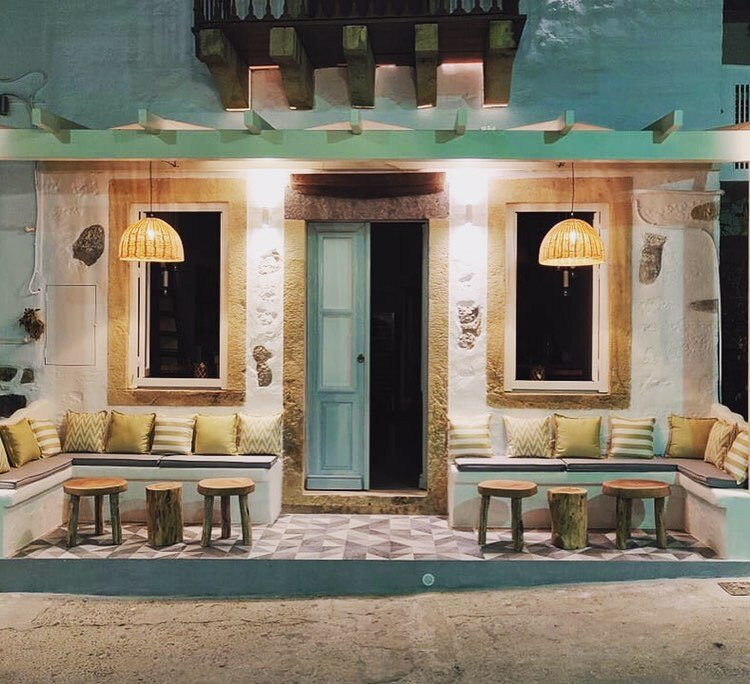 Sarampelou Cafe Wine Bar