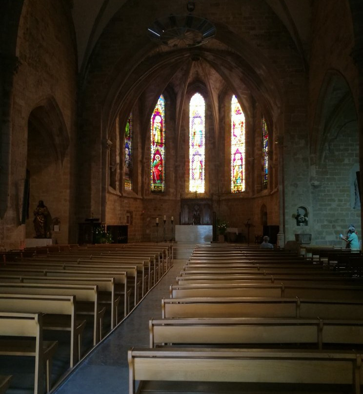 L’eglise Saint Hilaire-Meze必去景点