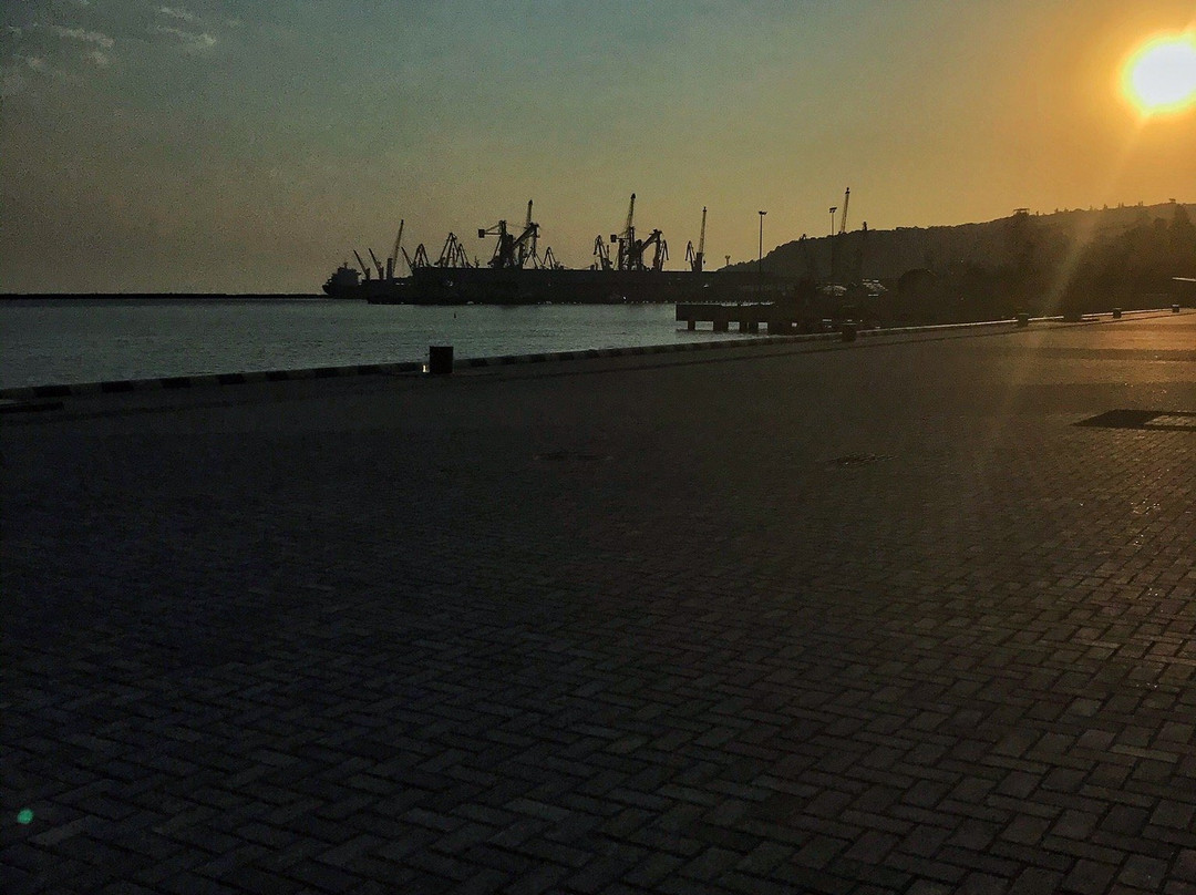 Tuapse Embankment-Tuapse必去景点