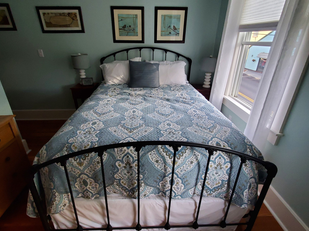 Cafe Drydock & Inn主图