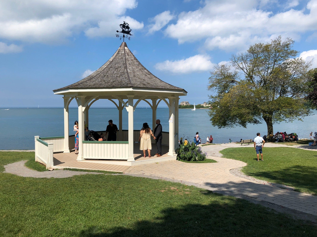 Queens Royal Park Gazebo-滨湖尼亚加拉必去景点