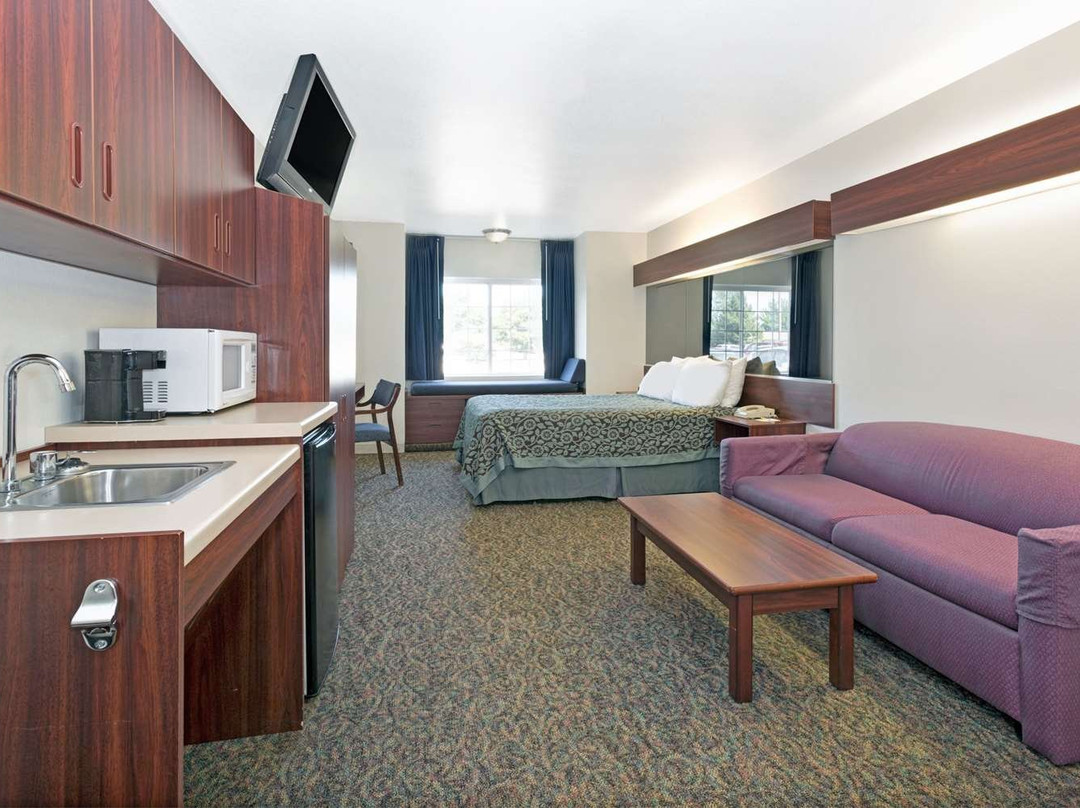 Days Inn by Wyndham Greeley主图