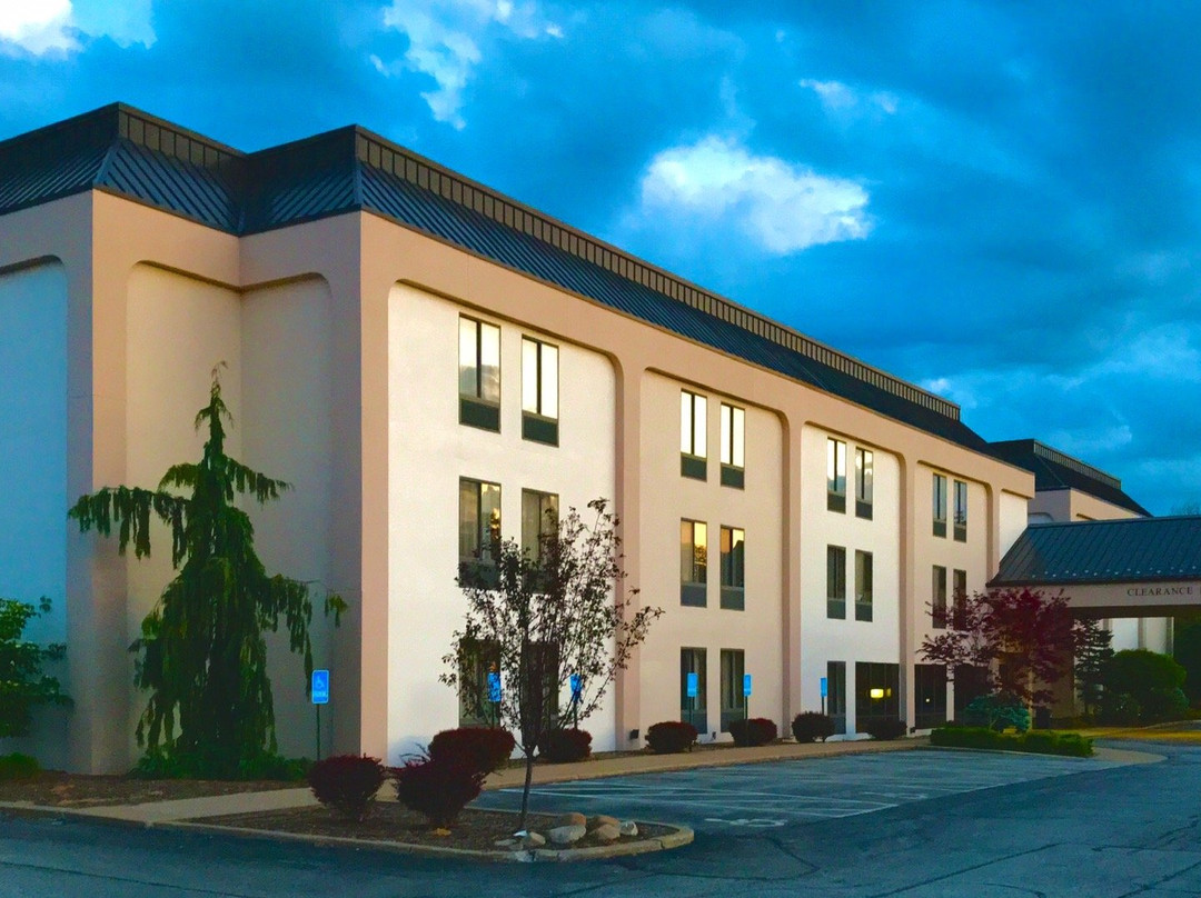 Comfort Inn, Erie - Near Presque Isle主图