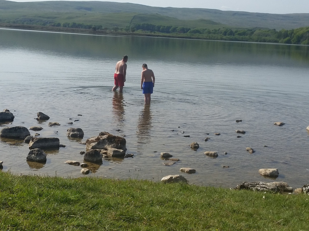 Malham Tarn景点图片