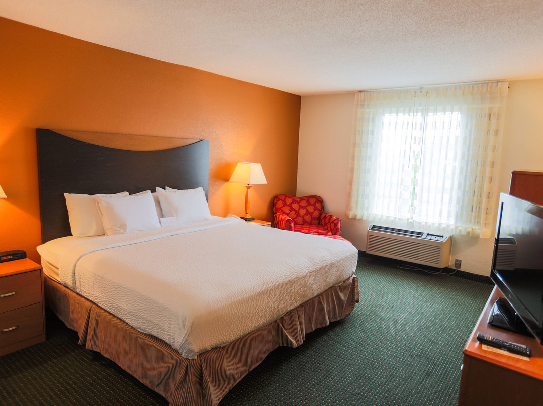 Comfort Inn & Suites主图