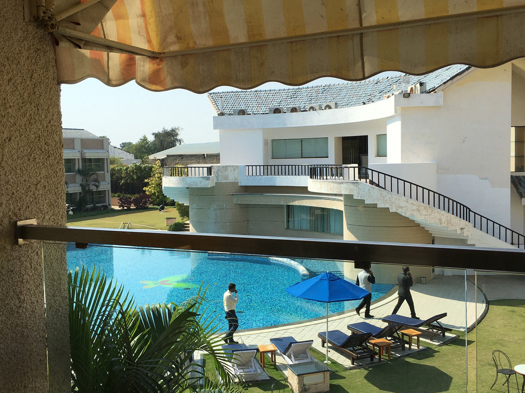 Azzaro Resort & Spa主图