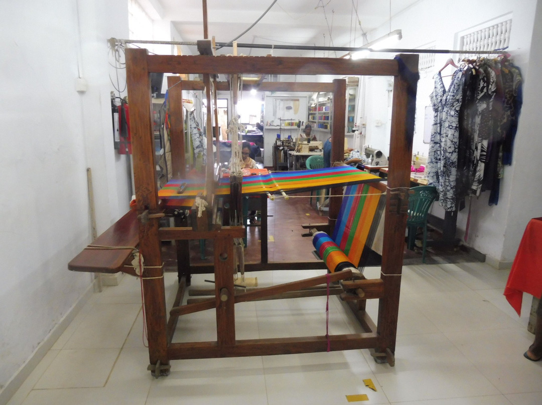 Natural Silk Factory-加勒必去景点