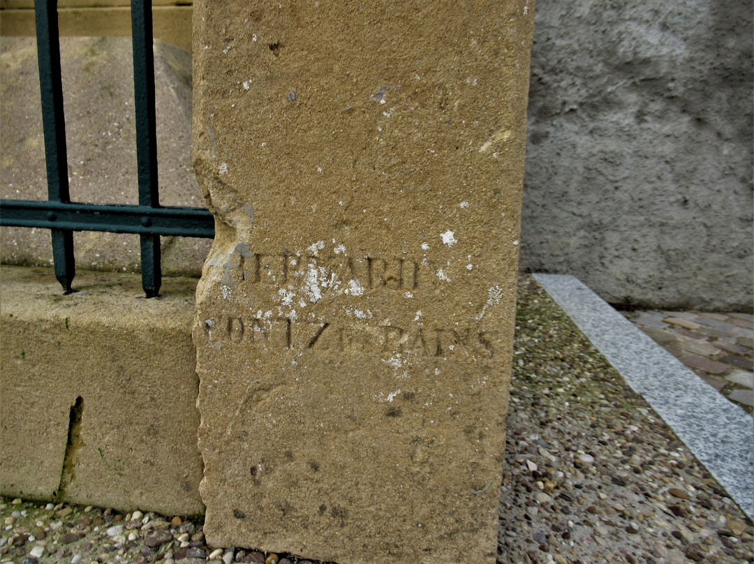 Monument communal-Beyren-les-Sierck必去景点