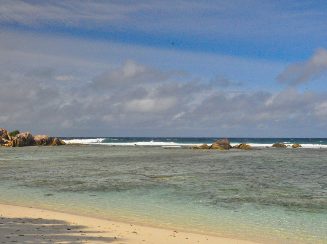 Anse Bonnet Carre Beach景点图片