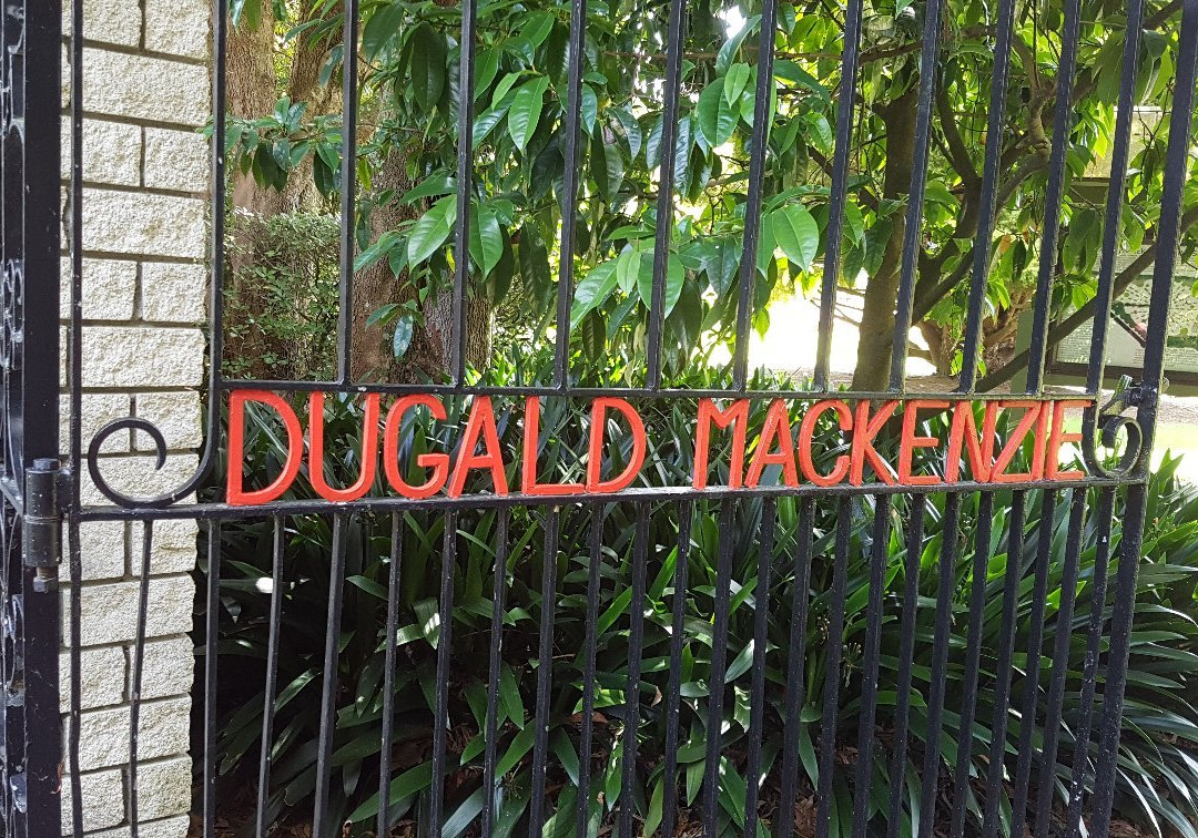 Dugald MacKenzie Rose Garden景点图片