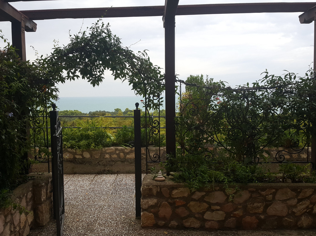 尹特那锡那里酒店主图