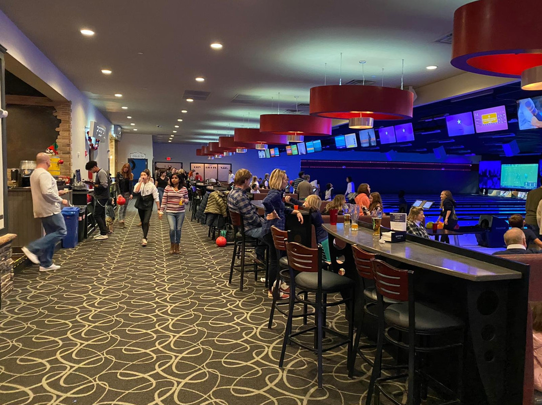 Circle Bowl & Entertainment景点图片