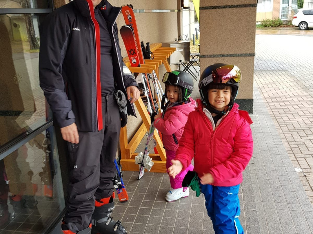 白马泉酒店主图