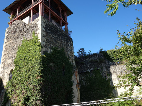 Burgruine Kloch-Kloch必去景点