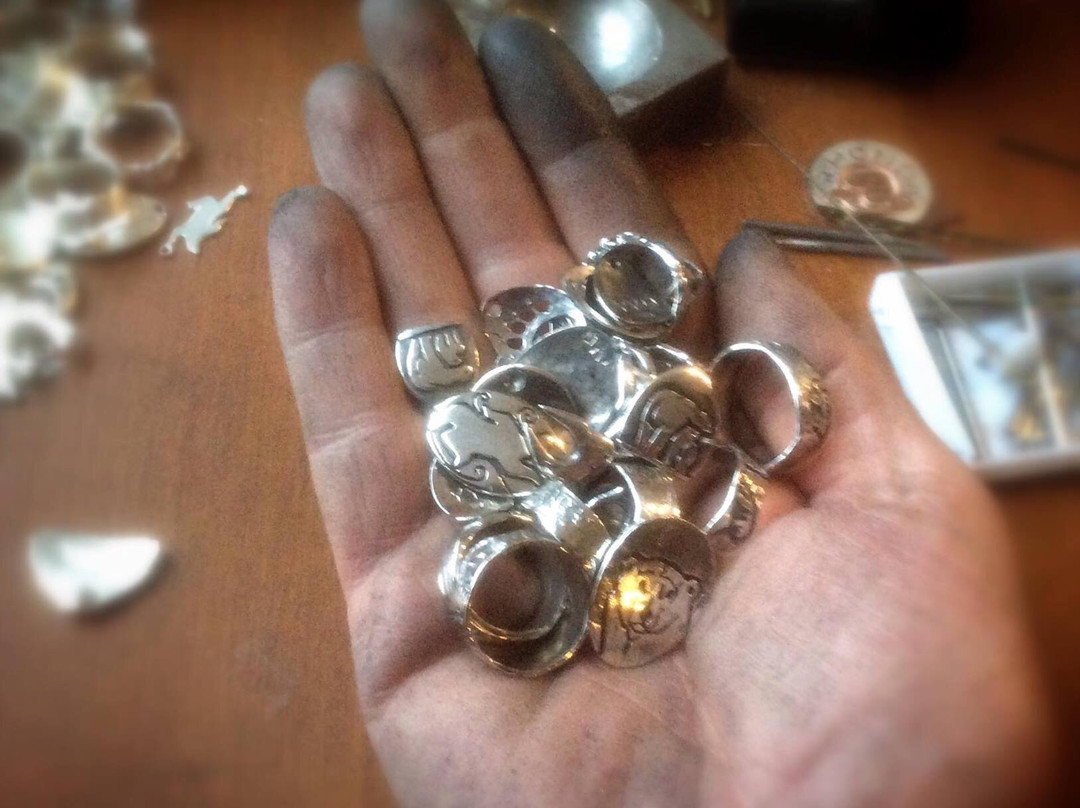 Here Be Bears-丘吉尔必去景点