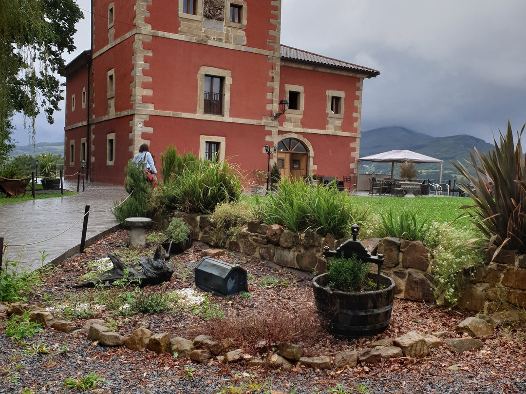 Palacio Horkasitas主图