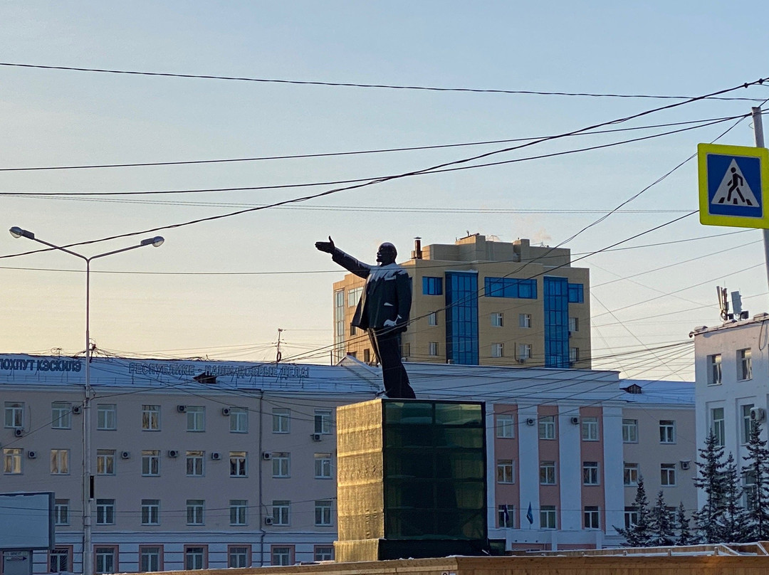 Lenin Statue-雅库茨克必去景点