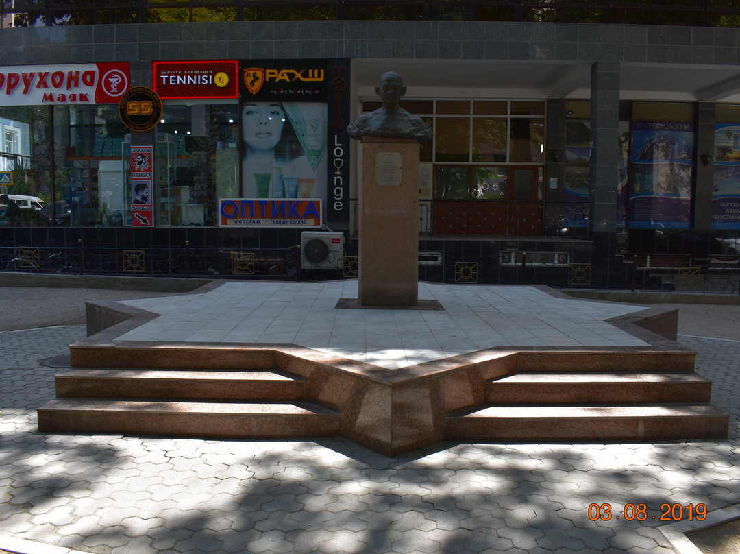 Monument to Mahatma Gandhi-杜尚别必去景点