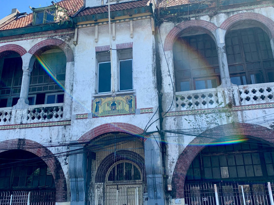 Authentic Java Tours-泗水必去景点