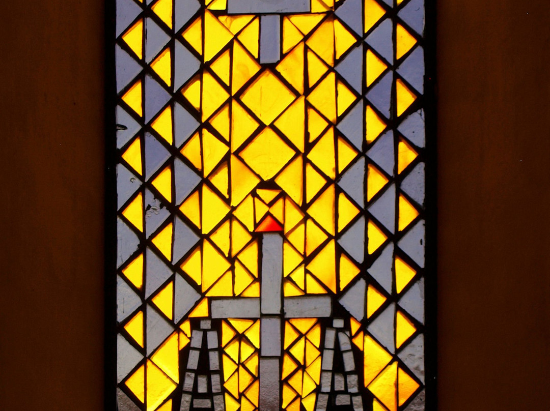 Eglise Saint Georges-Etroussat必去景点