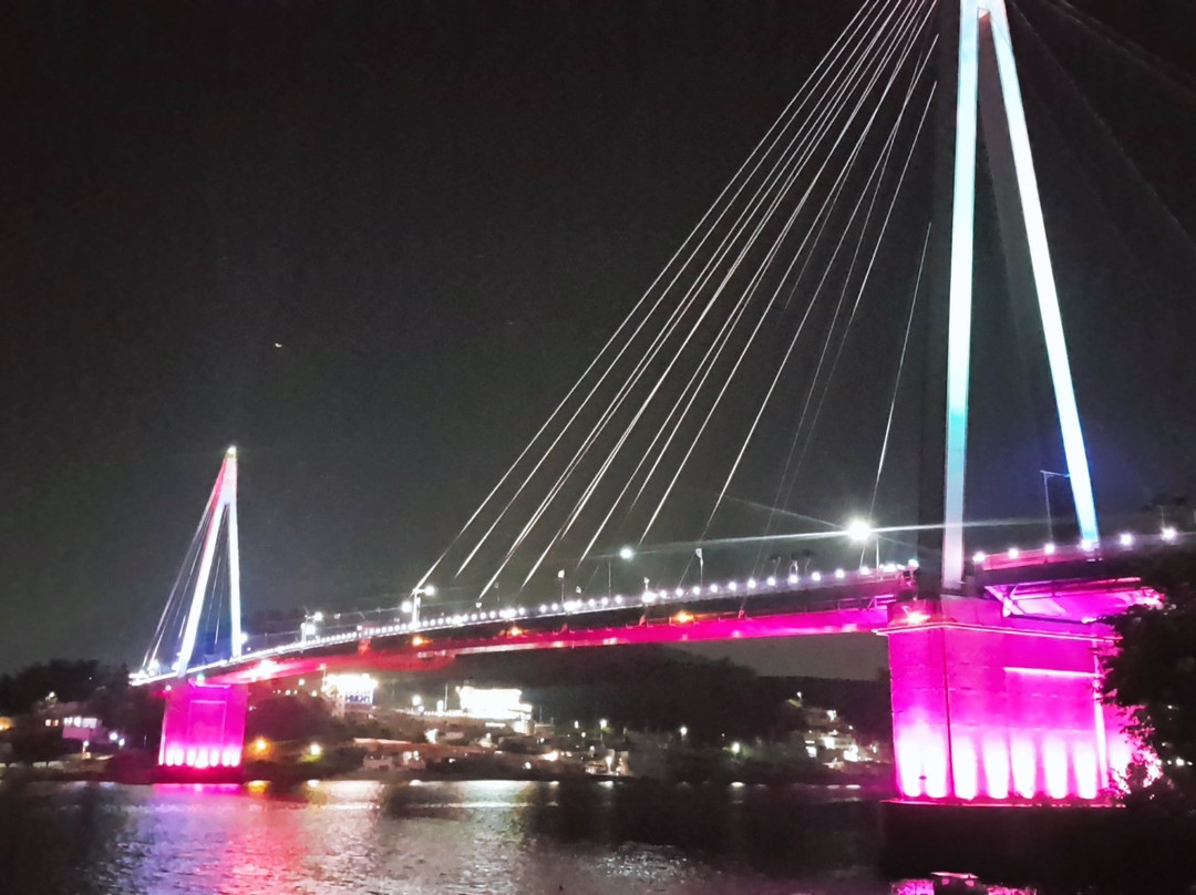 Dolsan Bridge-丽水市必去景点