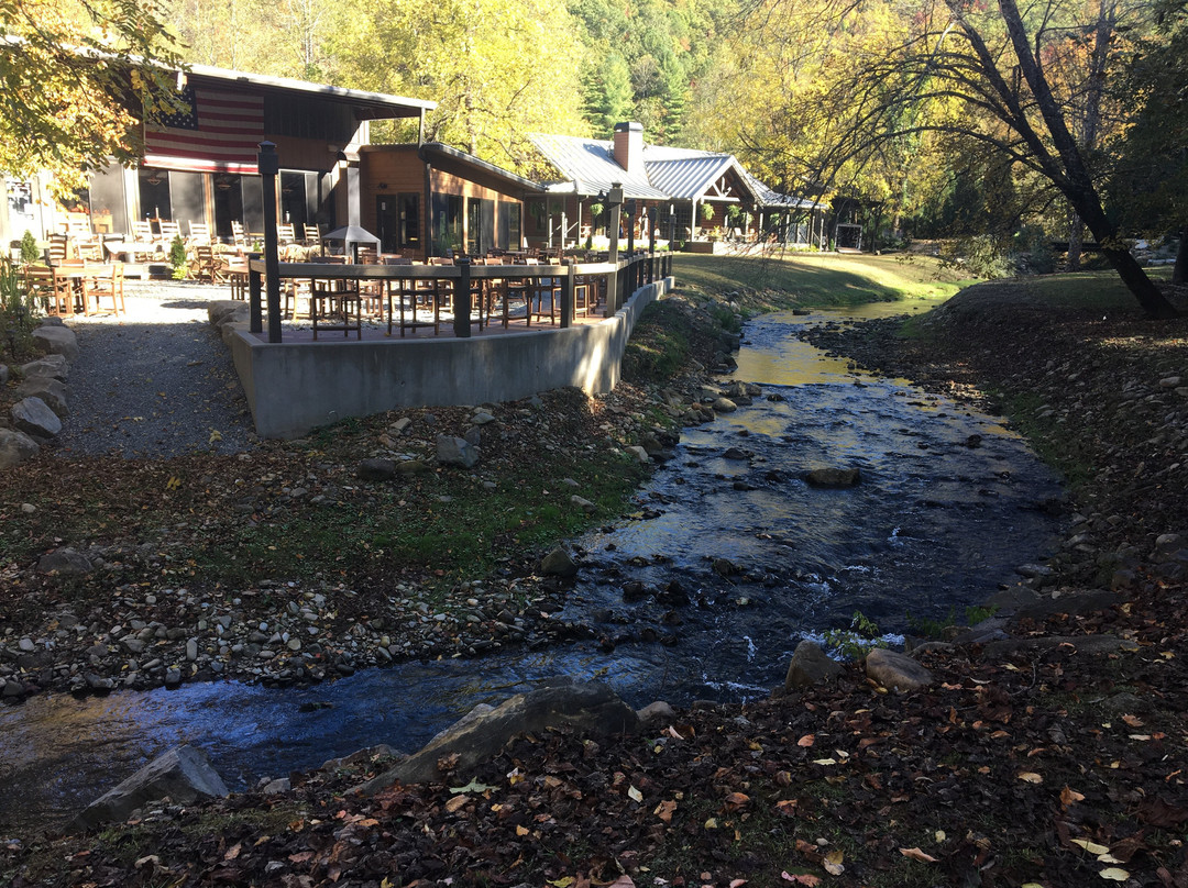 Iron Horse Motorcycle Lodge主图