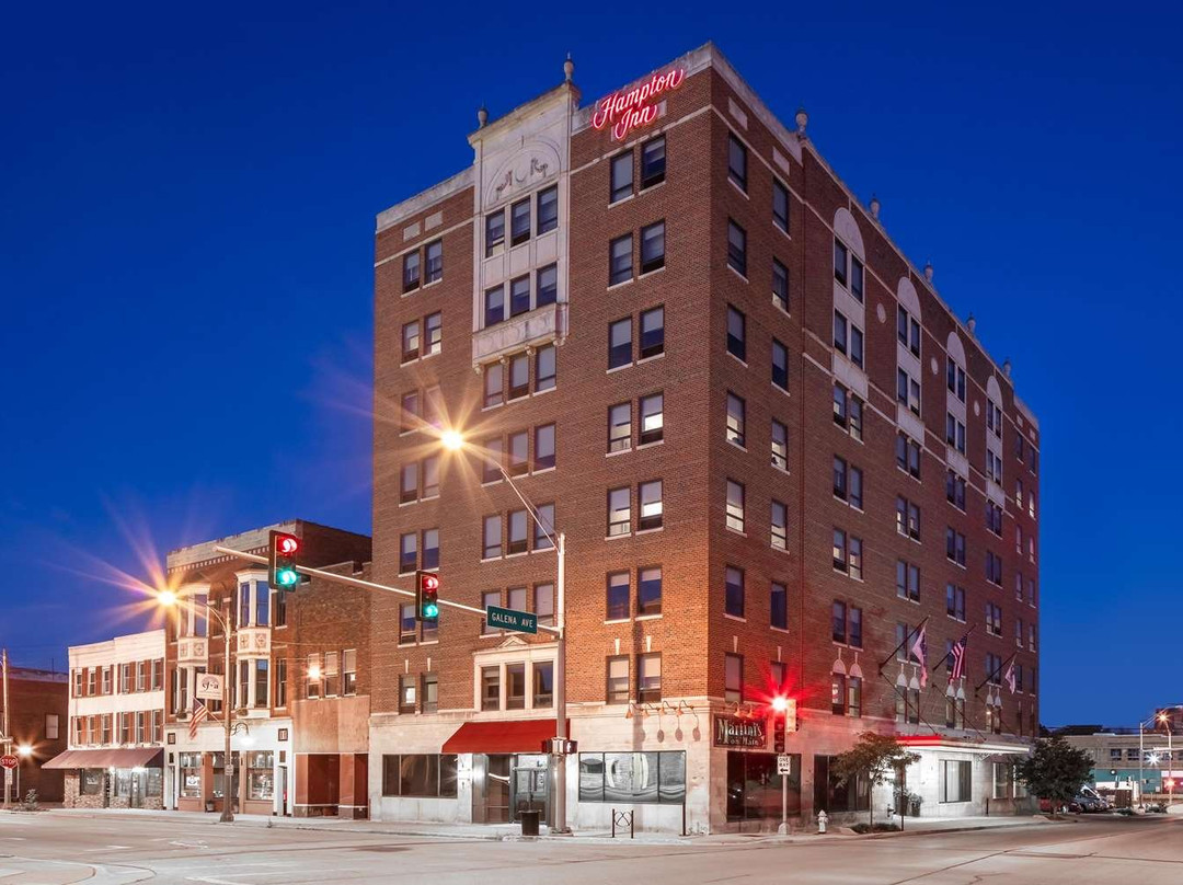 费波特希尔顿恒庭酒店主图