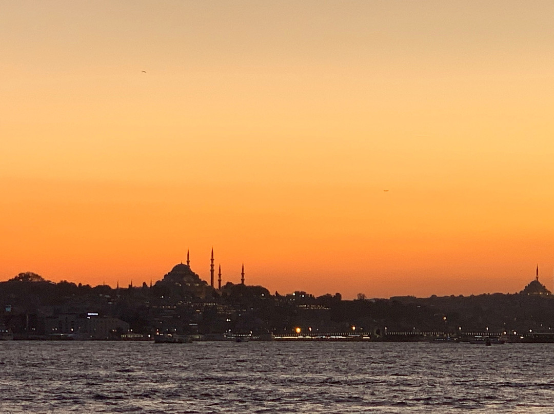 Üsküdar Tekel Sahnesi景点图片