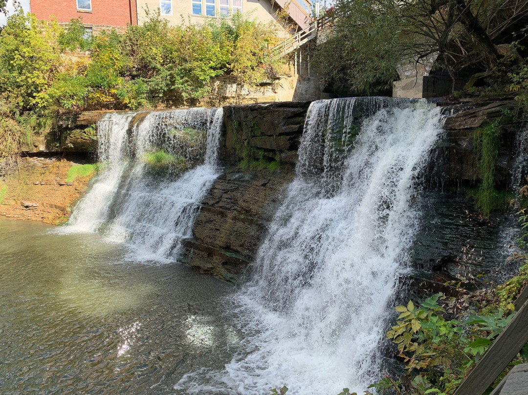 Chagrin Waterfalls-Chagrin Falls必去景点