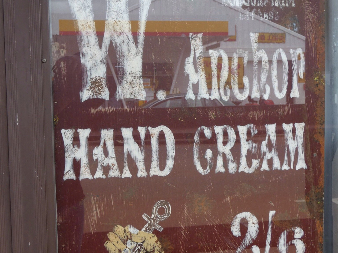 Sargent's Pharmacy-York必去景点