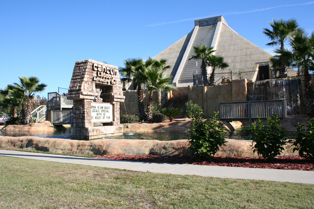 Cancun Lagoon Miniature Golf-美特尔海滩必去景点