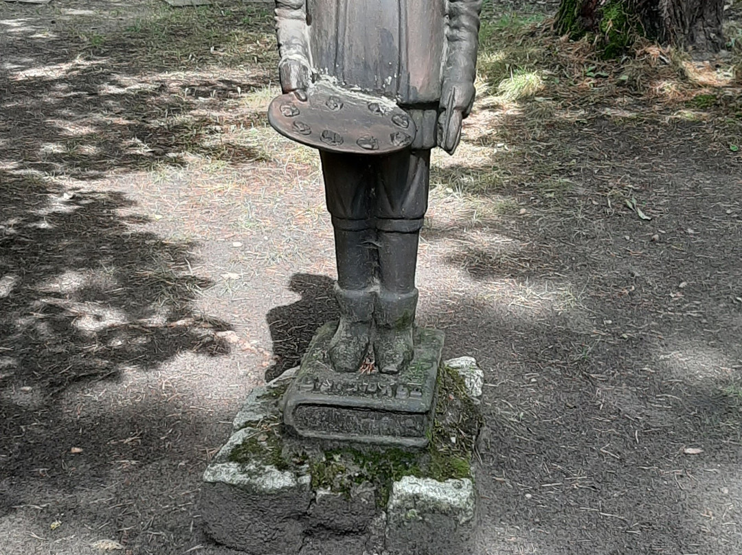 Monument to Hoffmann景点图片