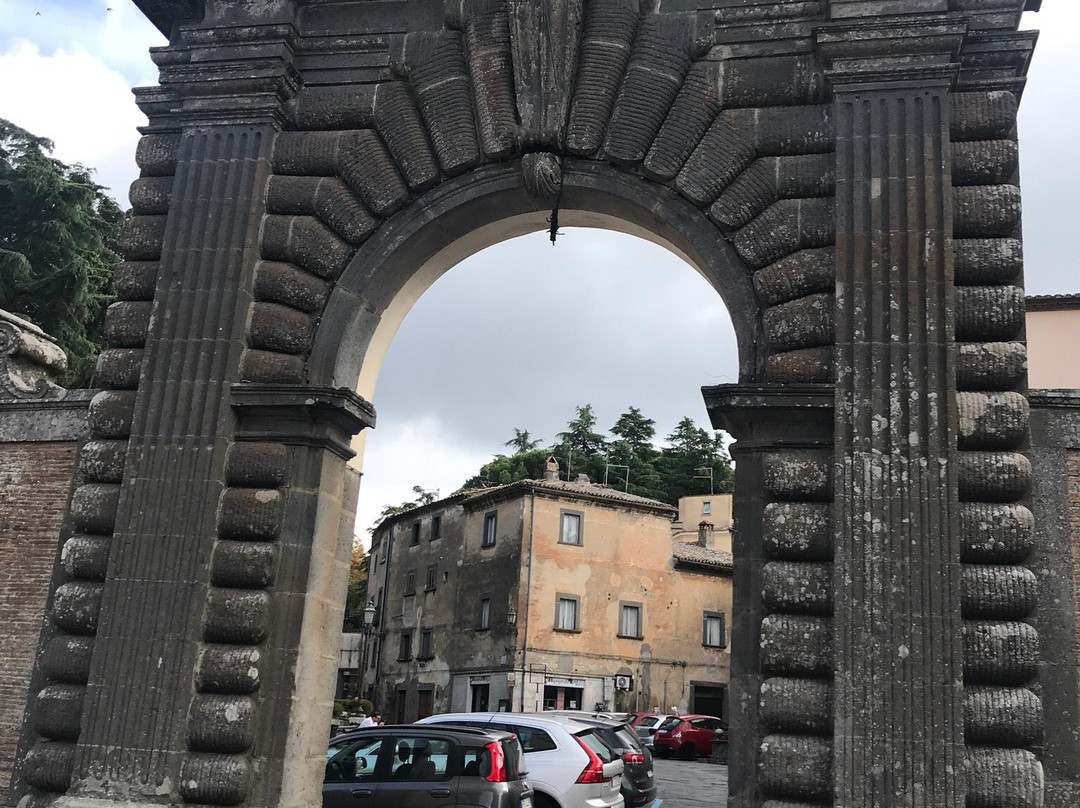 Porta Albana景点图片