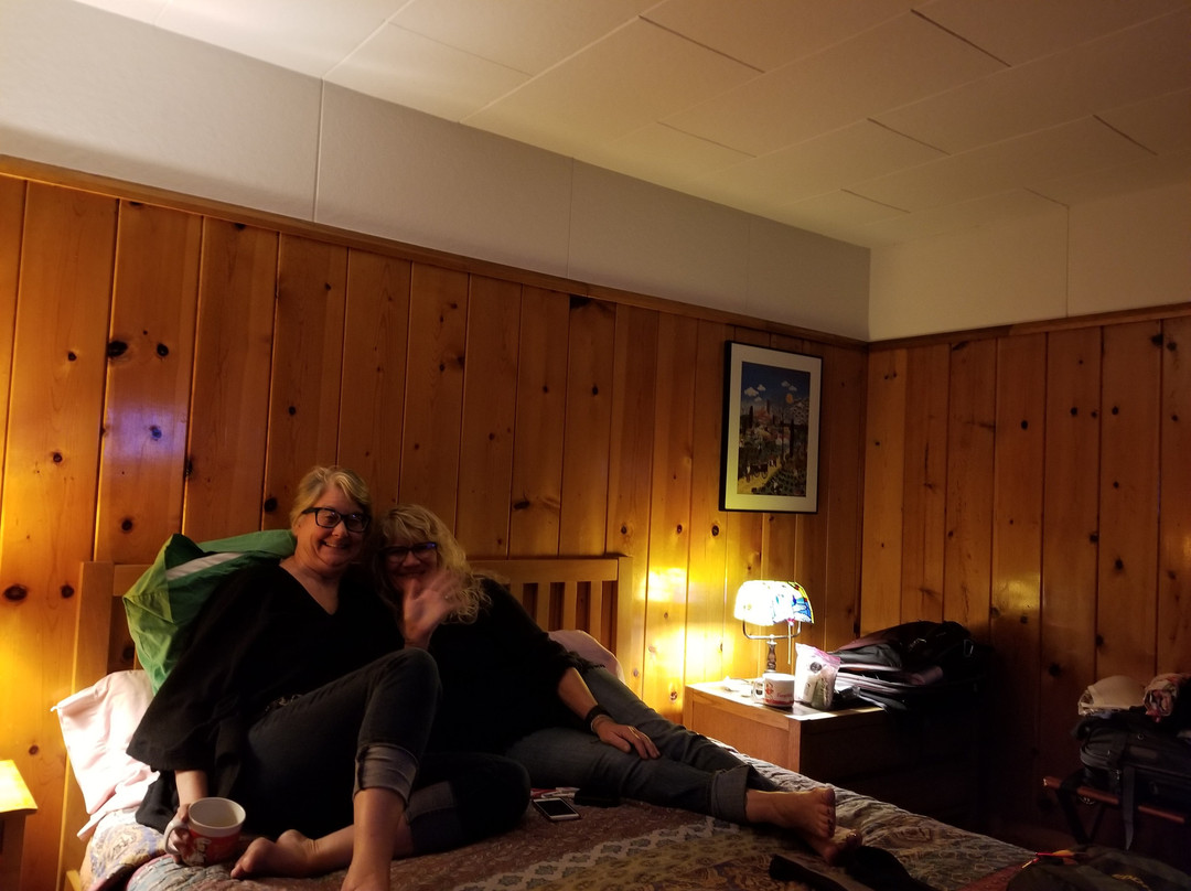 Jo's Motel & Campground主图