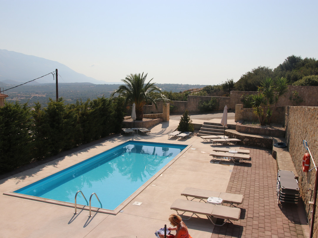 Lagoon View Apartments主图