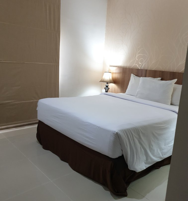 Emilia Hotel by Amazing主图