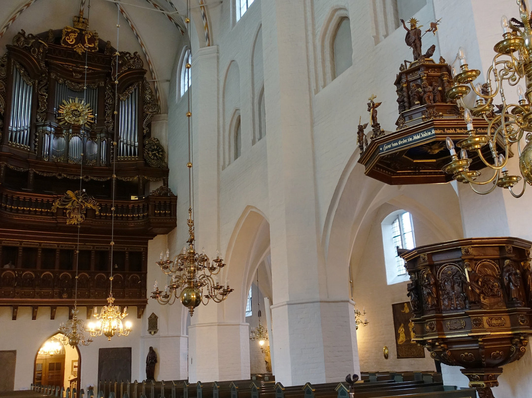 Sct. Mortens Kirke-兰讷斯必去景点