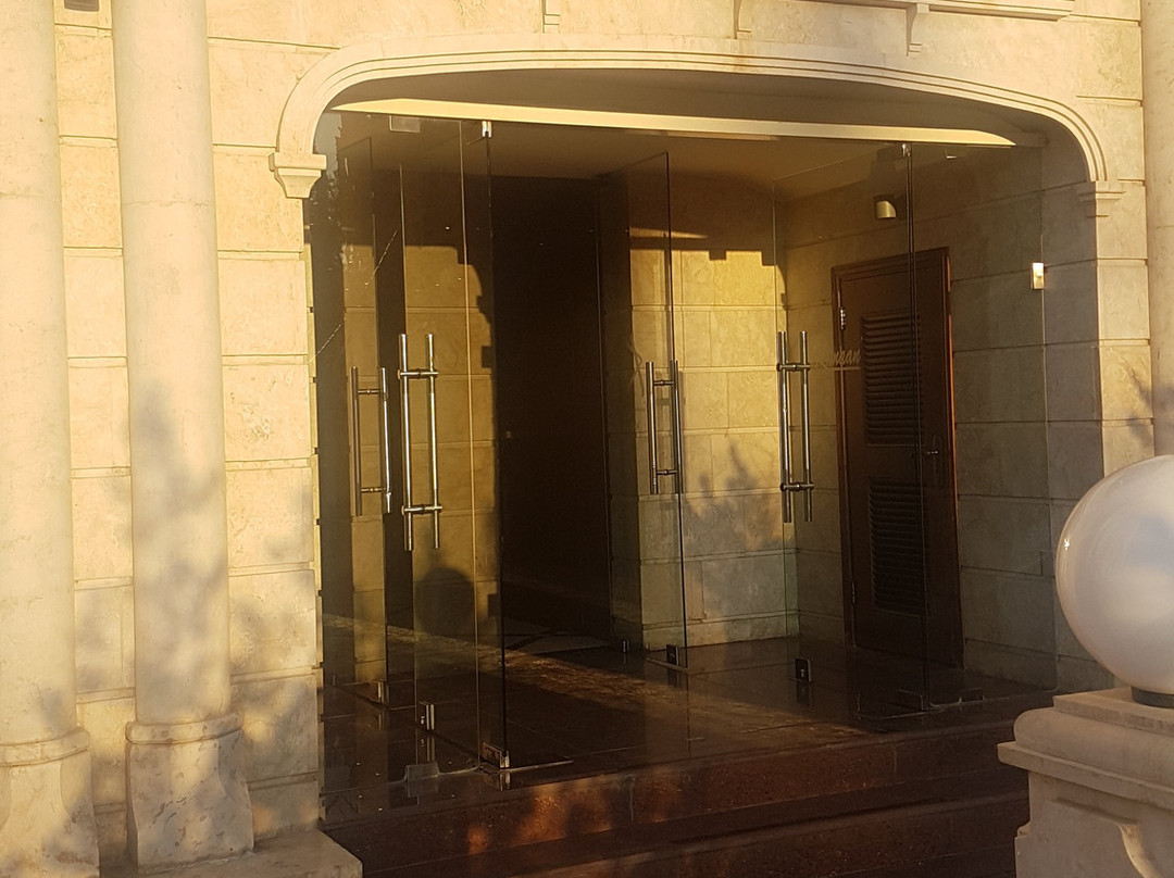 Kanaan Group Hotel主图