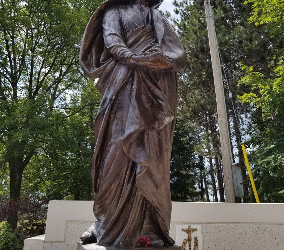 Martyrs' Shrine景点图片